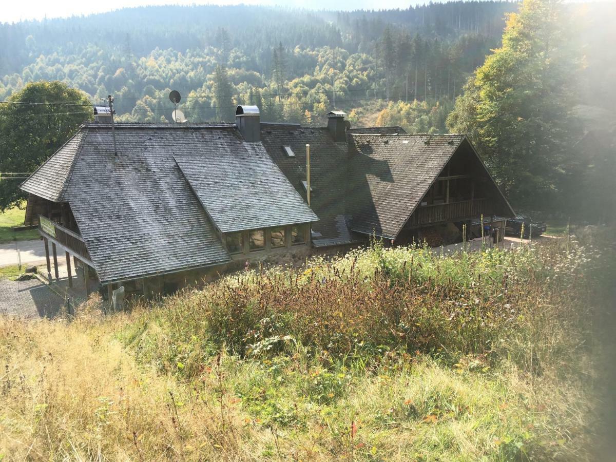 Romantisches Schwarzwaldhaus Äule Esterno foto